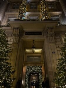 Hôtel de Crillon Entrance