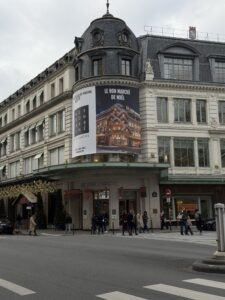 Le Bon Marché outside