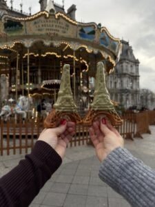 Place de l’Hôtel de Ville and Madame Madame waffles